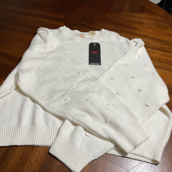 NWT Levi’s Sweater - Picture 4 of 7